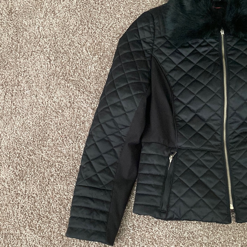 Classic, Cosy Black Puffer Jacket by White House Black Market w/ Faux Fur Collar - Picture 3 of 11